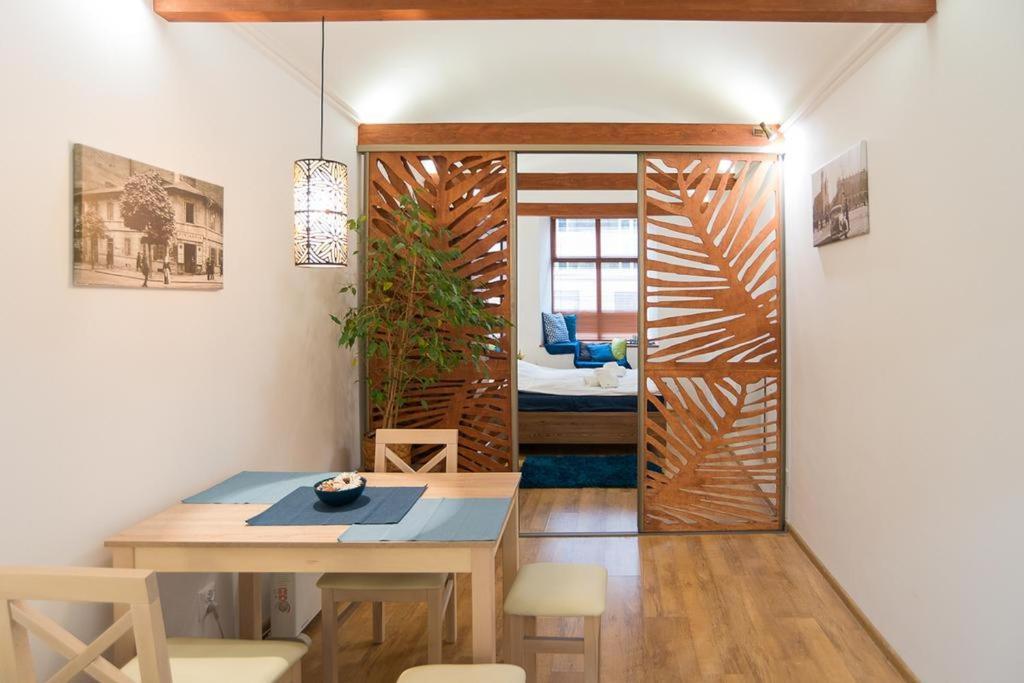Cozy Studio On Wielopole Street. Krakow Exterior photo